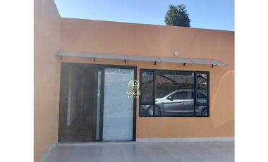 VENDO O ARRIENDO HERMOSA CASA CAMPESTRE EN TABIO