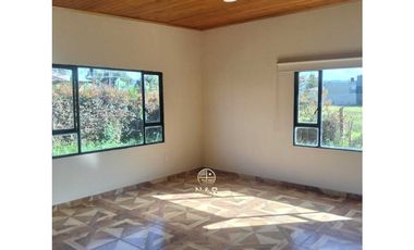 VENDO O ARRIENDO HERMOSA CASA CAMPESTRE EN TABIO