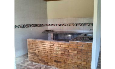 VENDO O ARRIENDO HERMOSA CASA CAMPESTRE EN TABIO