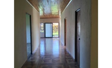 VENDO O ARRIENDO HERMOSA CASA CAMPESTRE EN TABIO