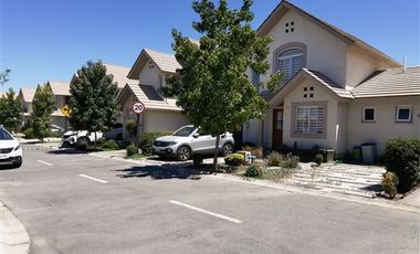 Casa en Venta en A64620 - Venta Casa Alto Sacramento Buin - 3D3B2E1Atico