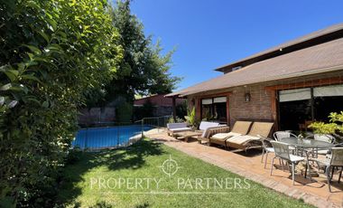 Santa Cruz, Estupenda Casa con Excelente Ubicación