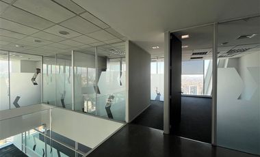 Oficina en Arriendo en Isidora Goyenechea 3000