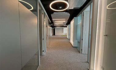 Oficina en Arriendo en Isidora Goyenechea 3000