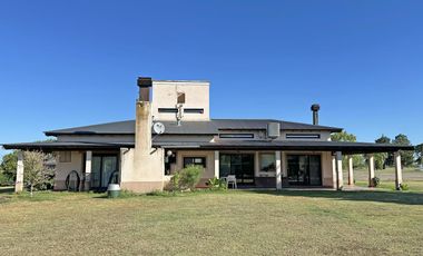 Casa en  PRADOS DE LA ADELINA CLUB DE CAMPO GUALEGUAYCHU