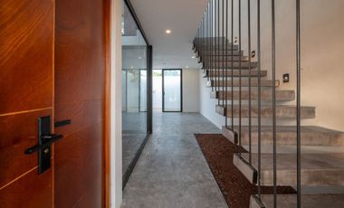 Townhouse en venta en privada zona de Conkal al norte de Mérida