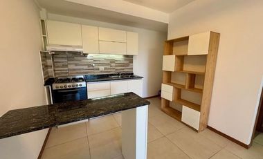 Departamento en  Venta 2 ambientes con cochera Ramos Mejía