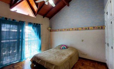 Casa 7 ambientes en venta en  Florencio Varela