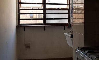 Departamento en venta - 2 Dormitorios 1 Baño 1 Cochera - 54Mts2 - Tolosa