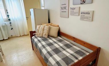 Alquiler Marzo a Diciembre - Departamento 2 ambientes interno - Plaza Colón