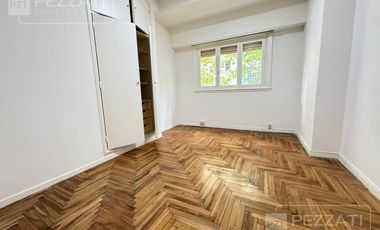 Departamento en  alquiler de 2 ambientes. Zona Centro. Contrafrente. Lavadero