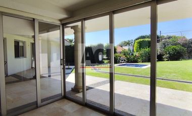 Casa en condominio en Venta , Lomas de Cortes
