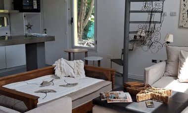 Exclusiva Casa-Quinta con Pileta - Gran parque - 3 amb!! Barrio 4 Robles