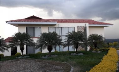VENTA CASA CAMPESTRE EN CONDOMINIO VIA CERRITOS CARTAGO PEREIRA