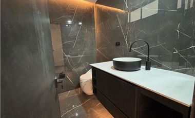 VENTA MODERNO APARTAMENTO ARQUITECTURA INDUSTRIAL LAURELES UBICACIÓN