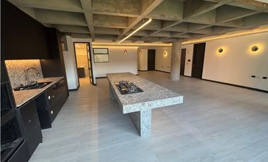 VENTA MODERNO APARTAMENTO ARQUITECTURA INDUSTRIAL LAURELES UBICACIÓN
