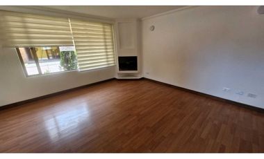 Hermosa y amplia casa para Renta en.Chía
