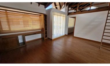 Hermosa y amplia casa para Renta en.Chía