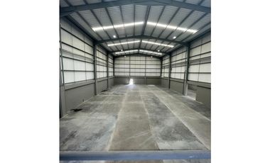 Arriendo bodega con 729 m2  parque empresarial en Guarne