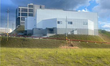 Arriendo bodega con 729 m2  parque empresarial en Guarne