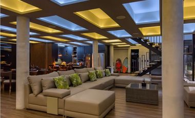 Vendo/Arriendo Lujosa Villa en Guatape