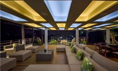 Vendo/Arriendo Lujosa Villa en Guatape