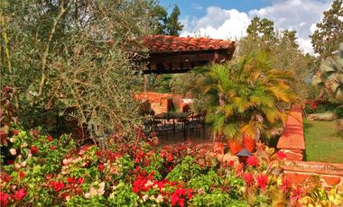 Villa estilo Toscano en VENTA en Mesa de los Santos