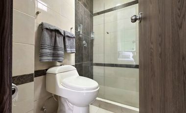 Se Alquila Lindo  Apartaestudio En Quinto Piso Con Ascensor Para Renta Corta O De Larga Estancia