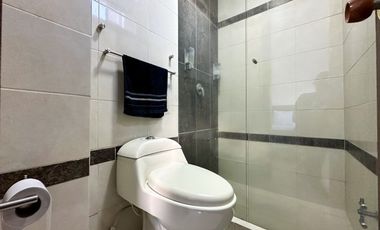 Se Alquila Lindo  Apartaestudio En Quinto Piso Con Ascensor Para Renta Corta O De Larga Estancia