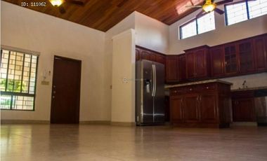 ALQUILER DE CASA AMPLIA EN CARDENAS, 302 mts2 JP