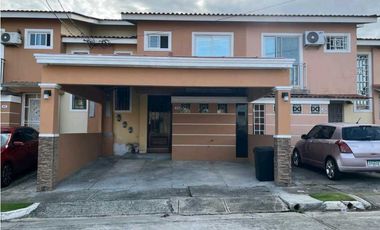 CASA DUPLEX  EN PASEO DE CANTABRIA 3REC 1.5B  119M2 REMODELADA