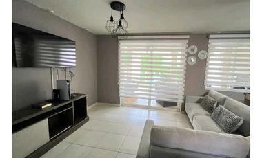 CASA DUPLEX  EN PASEO DE CANTABRIA 3REC 1.5B  119M2 REMODELADA