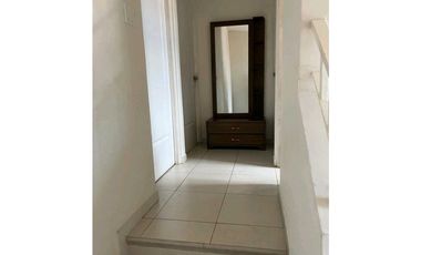 CASA DUPLEX  EN PASEO DE CANTABRIA 3REC 1.5B  119M2 REMODELADA