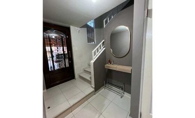 CASA DUPLEX  EN PASEO DE CANTABRIA 3REC 1.5B  119M2 REMODELADA