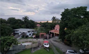 VENDO DE PENTHOUSE EN DIABLO 460M2 JP