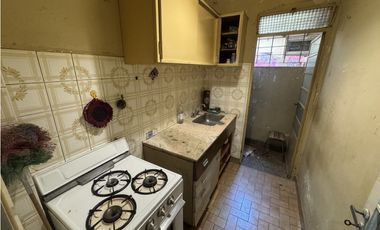 VENTA PH 3 AMBIENTES CON PATIO. SOMELLERA 5500/ 5600. VILLA LUGANO