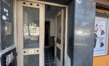 VENTA PH 3 AMBIENTES CON PATIO. SOMELLERA 5500/ 5600. VILLA LUGANO