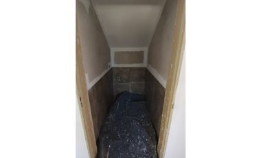 SE VENDE CASA A ESTRENAR EN TANTI A DOS CUADRAS DE LA RUTA