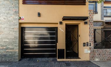 VENTA CASA 5 AMBIENTES CON COCHERA Y PILETA. PJE MALDONADO 5400