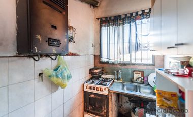 VENTA CASA CON COCHERA A DEMOLER/ LOTE, SAYOS 5400, VILLA LUGANO