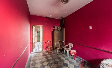 VENTA CASA CON COCHERA A DEMOLER/ LOTE, SAYOS 5400, VILLA LUGANO