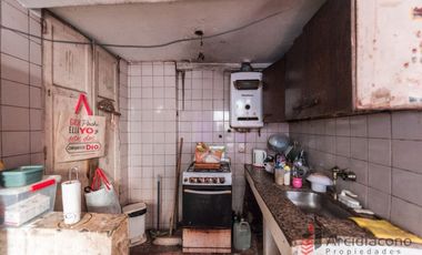 VENTA CASA CON COCHERA A DEMOLER/ LOTE, SAYOS 5400, VILLA LUGANO