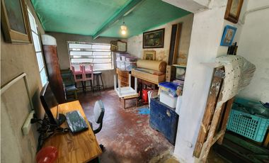 VENTA CASA 4 AMBIENTES CON TERRAZA, QUINCHO Y JARDIN. RUCCI 4500