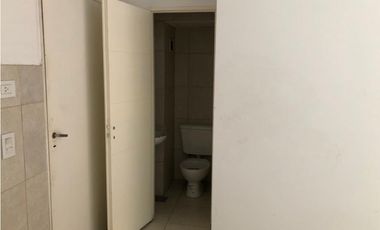 Local comercial sobre CALASANZ AL 400 cel 351 530----