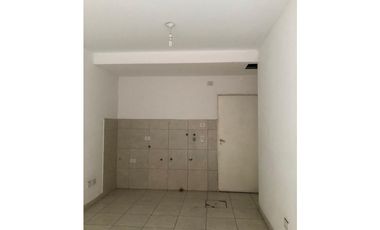Local comercial sobre CALASANZ AL 400 cel 351 530----