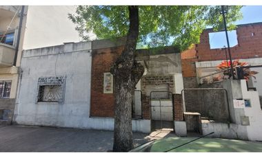 VENTA TERRENO/ LOTE/ CASA DEMOLER. ZELARRAYAN 5700. VILLA LUGANO