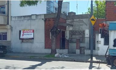 VENTA TERRENO/ LOTE/ CASA DEMOLER. ZELARRAYAN 5700. VILLA LUGANO