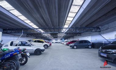 VENTA GARAGE/GALPON 2 PLANTAS CON HOTEL. CASTAÑARES 4700 VILLA LUGANO