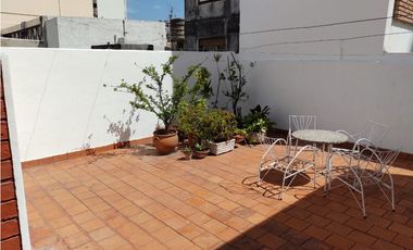 ARTIGAS 50,Coc sep,3 dorm,terraza c/asador,apto para fines comerciales