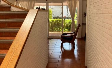 PRIVADA CON PORTON  ELECTRICO